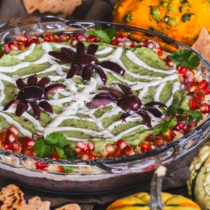 🕸️ Spooky 7-Layer Halloween Taco Dip (& Halloween Tortilla Chips)